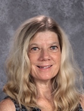Lynn Pajak 